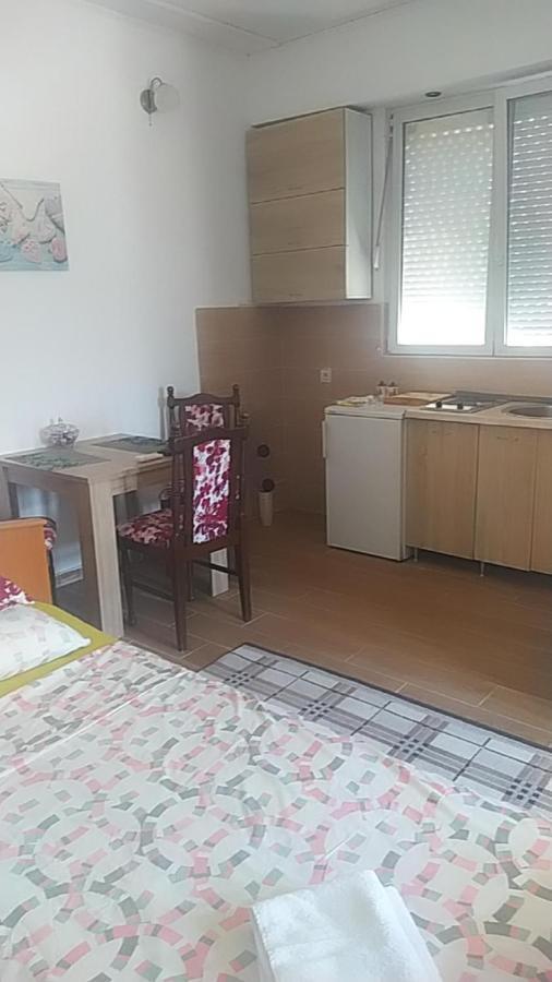 Apartman Laki Appartement Kotor Buitenkant foto
